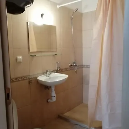 Апартаменти Родопи *