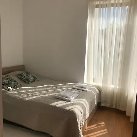 Апартаменти Родопи Apartamento Byala (Varna)